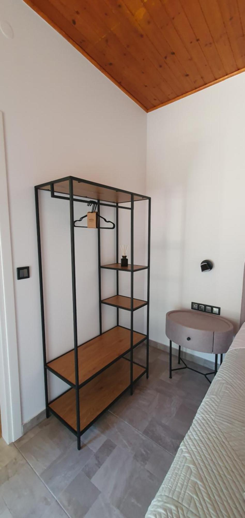 Hephaestus Appartments - A2